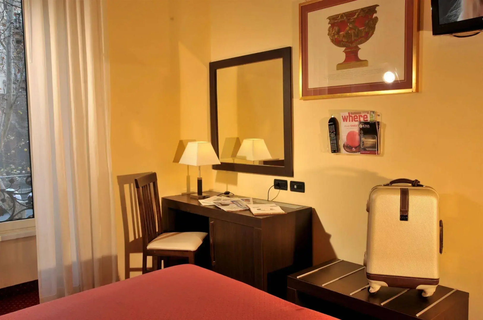 Hotel Versailles