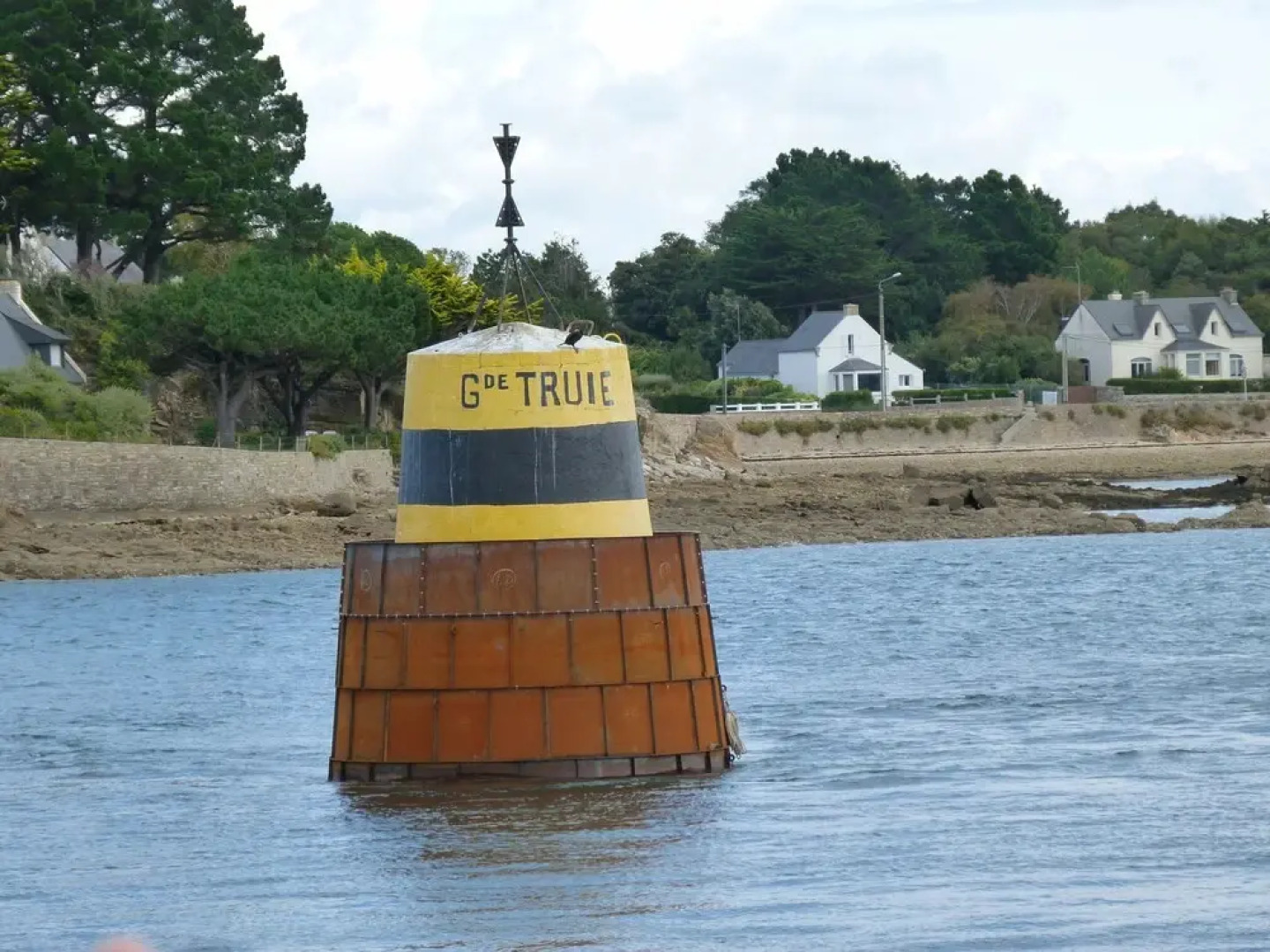 Nuit sur un voilier au Bono