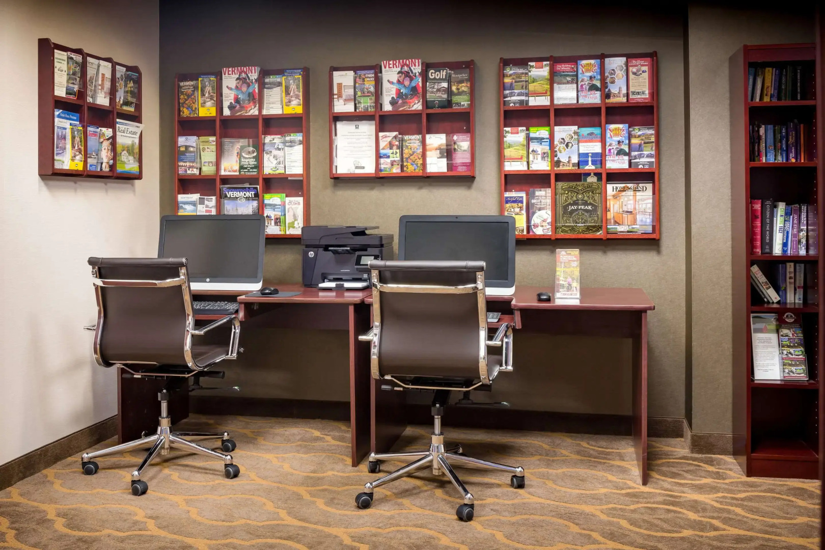 Comfort Inn & Suites Near Burke Mountain