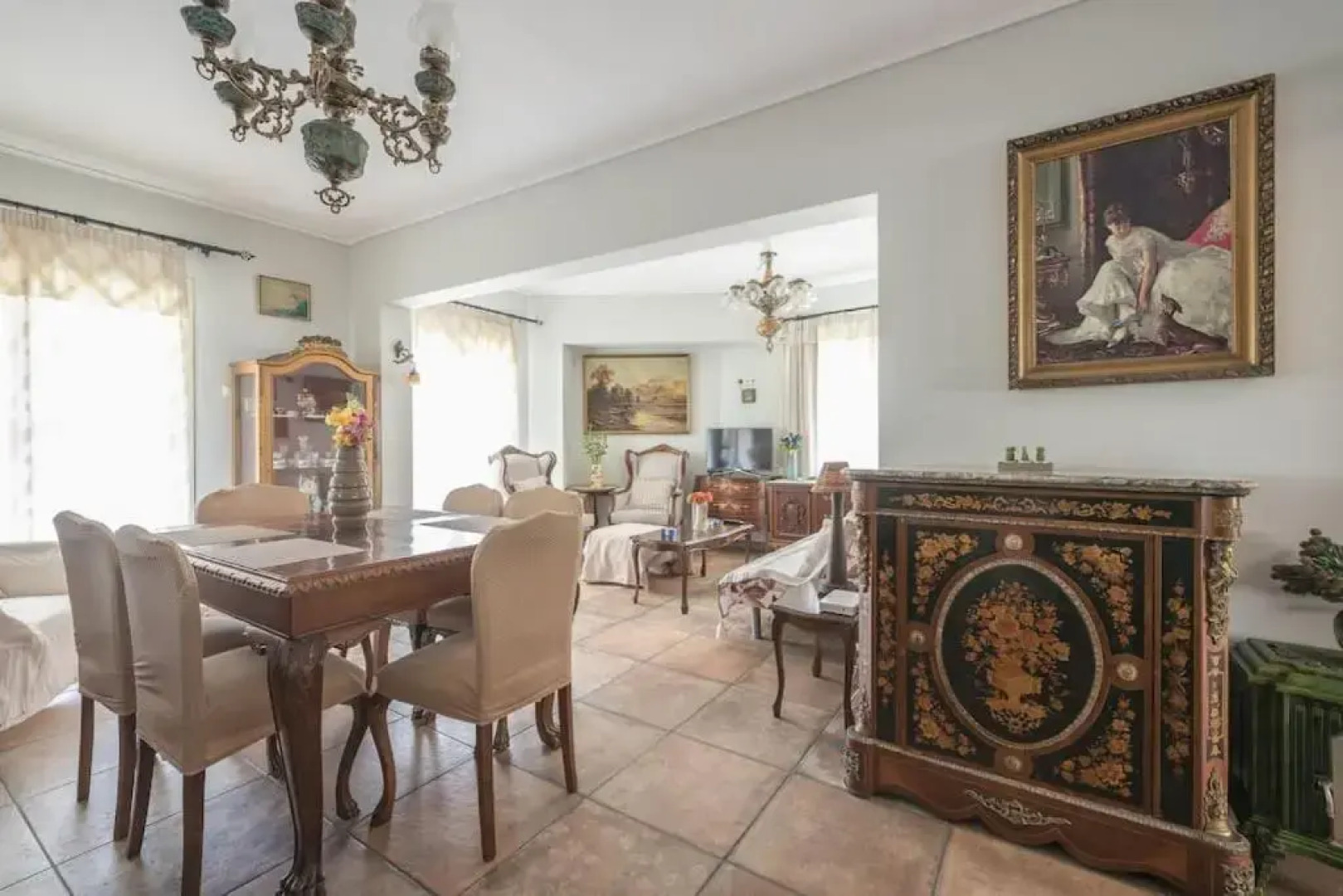 Seaside 2BR apartment in Varkiza 2mins walk from beach