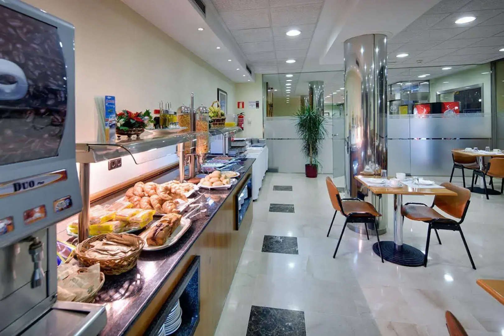 Civera Hotel