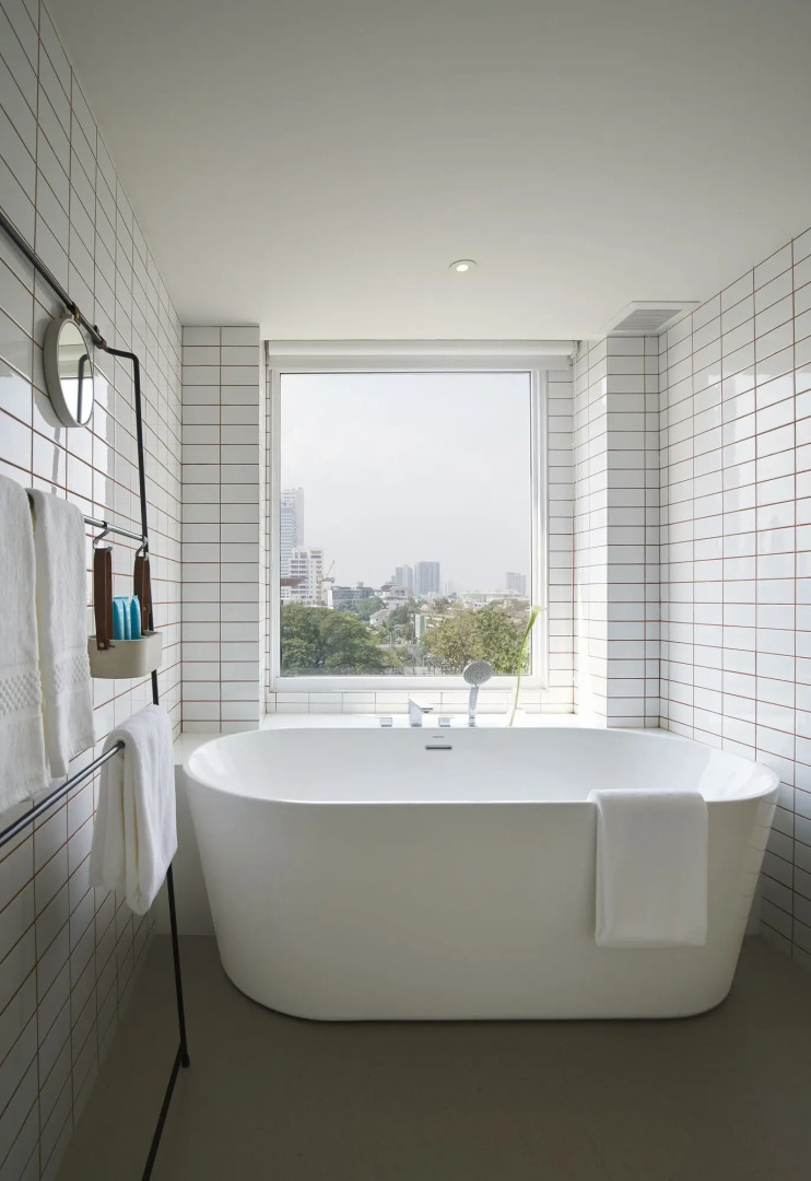 Shama Yen-Akat Bangkok