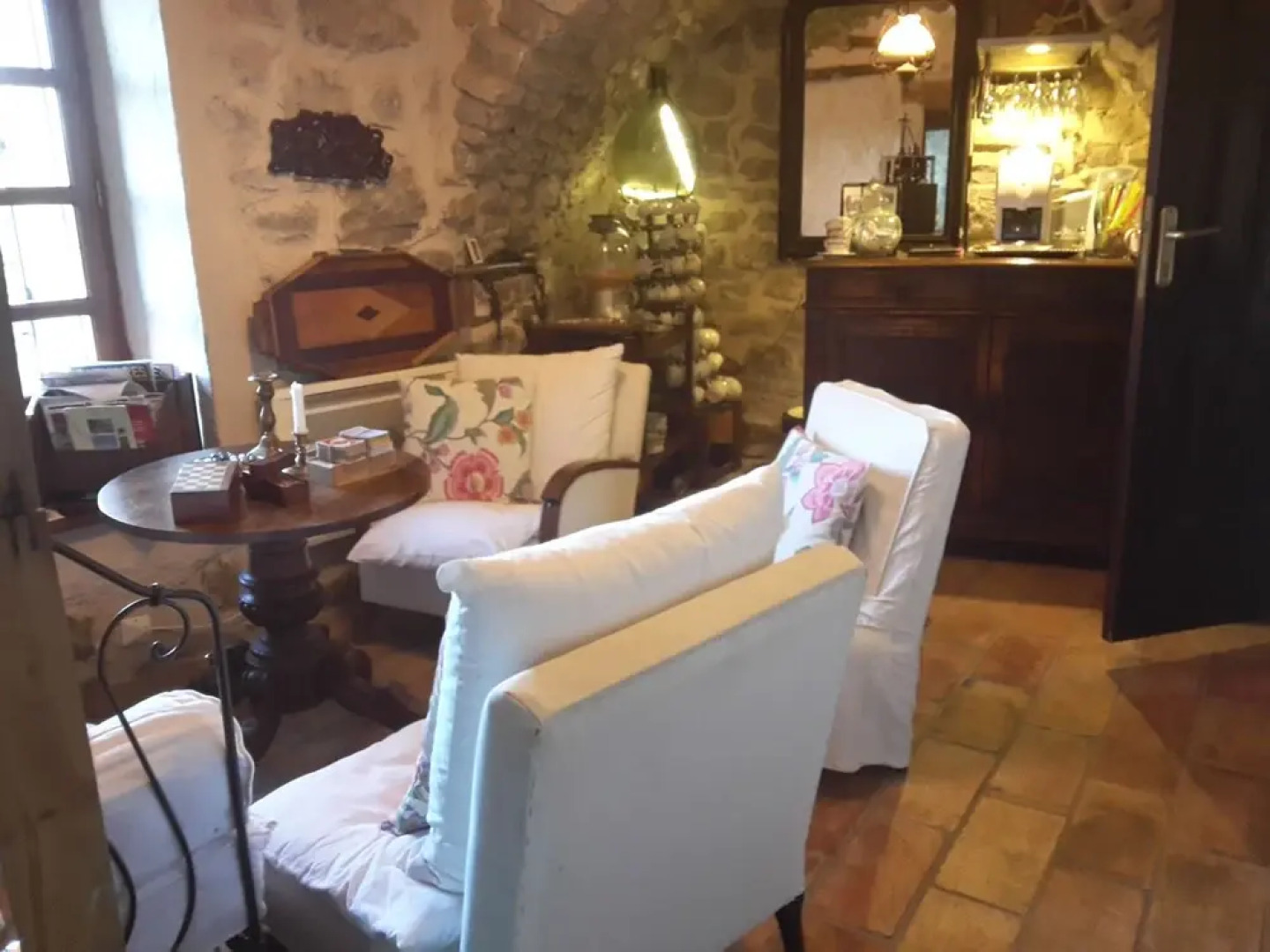 Chambre et table dhôtes le Roc sur lOrbieu