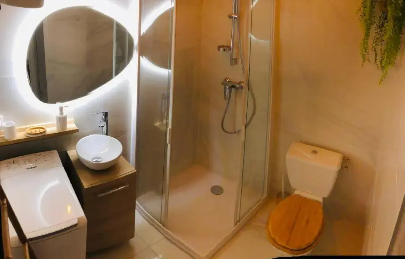 Joli studio maisonnette à 100m de la plage