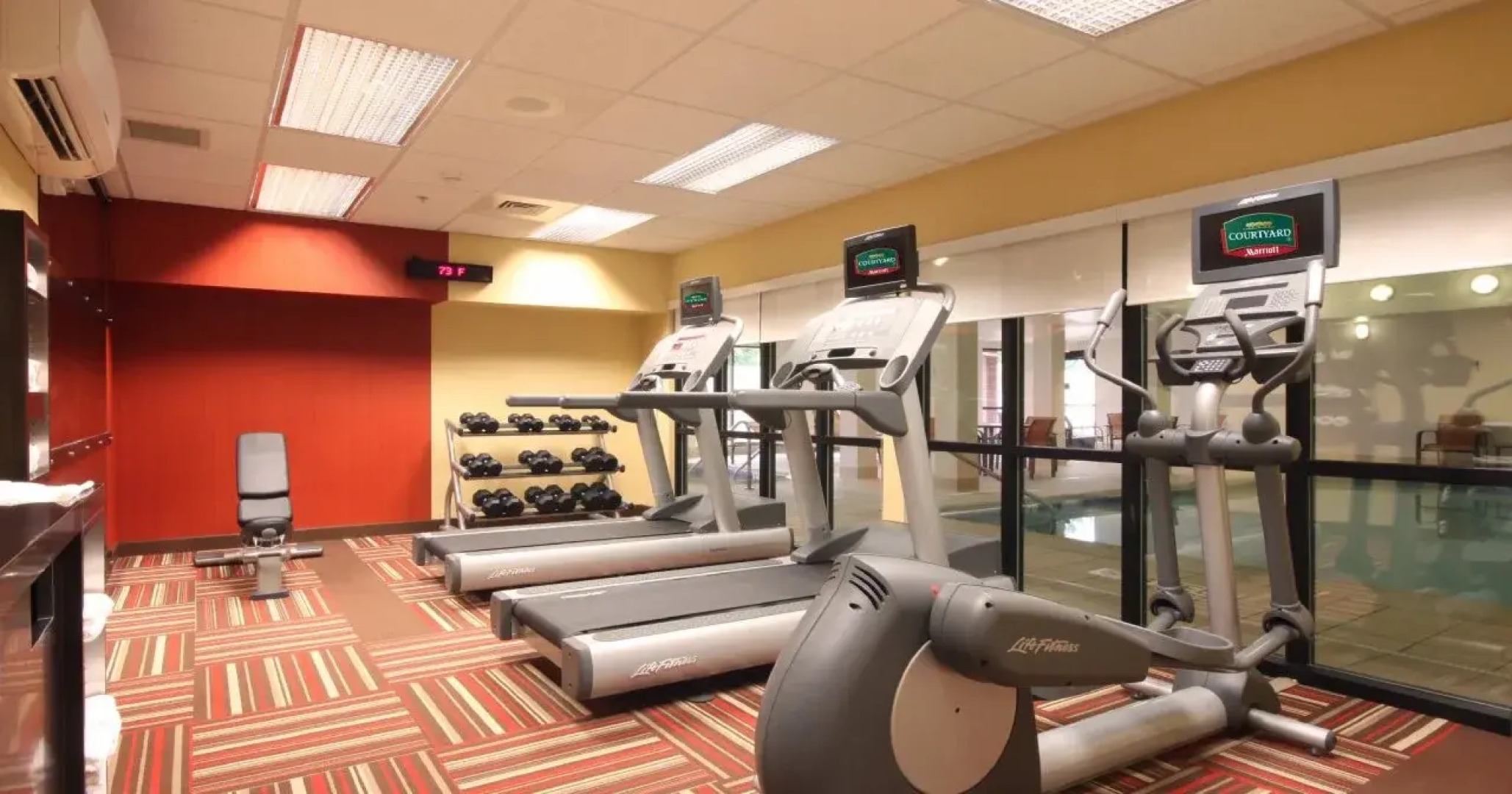 Courtyard by Marriott Chicago Bloomingdale