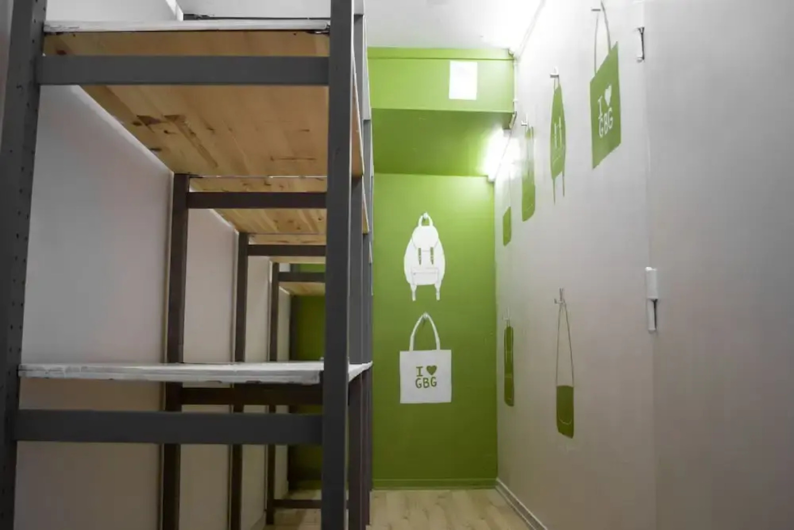 Slottsskogens Hostel