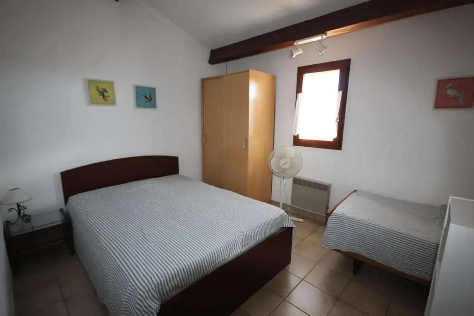 Villa d'angle 5 couchages terrasse Sud parking dans résidence sécurisée piscine commune 400m de la mer LRJP123