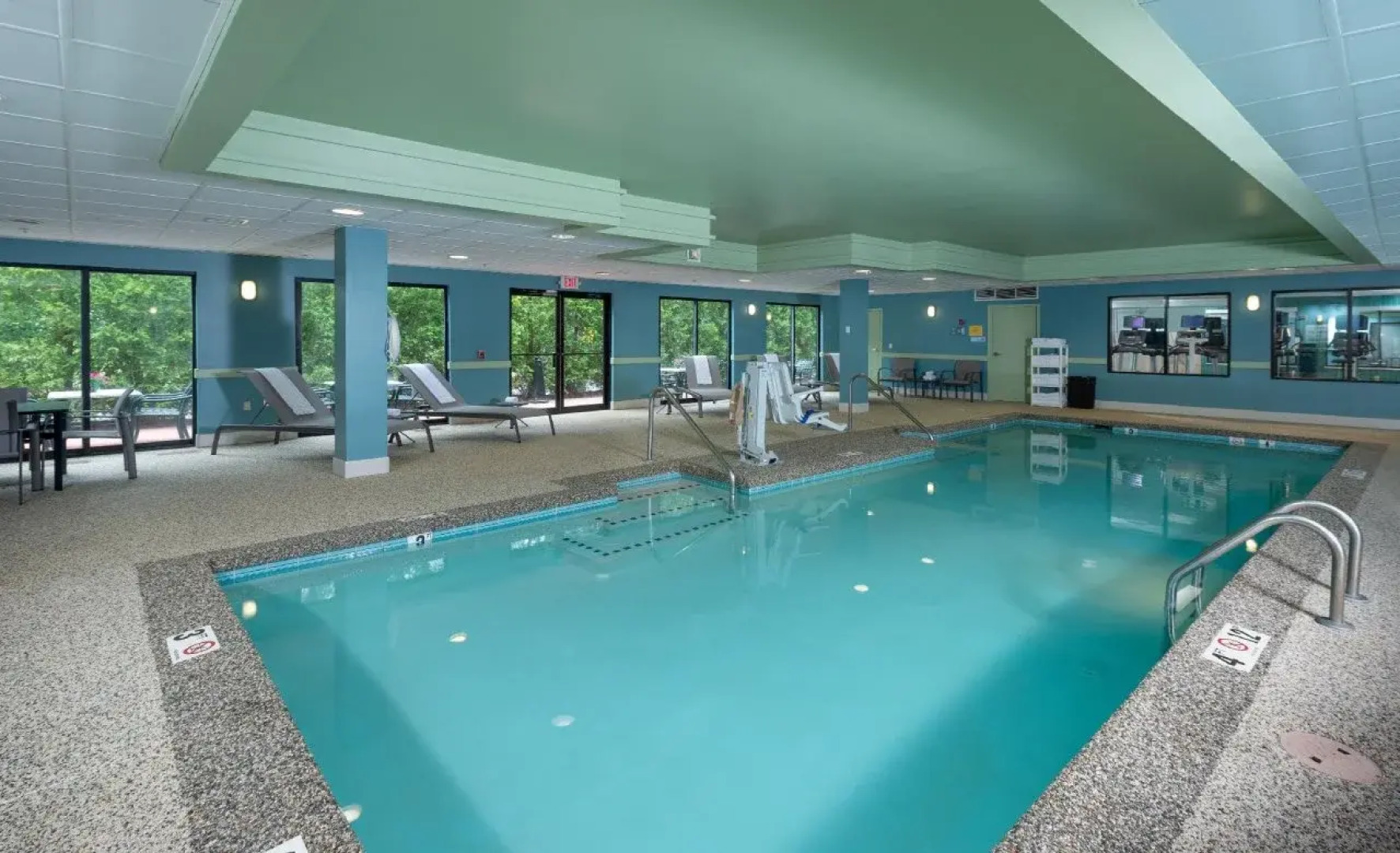 Holiday Inn Express Newport North - Middletown by IHG