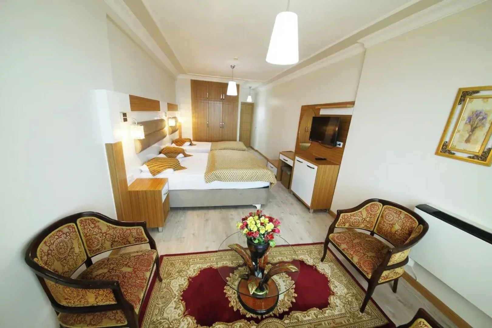 Okutur Hotel