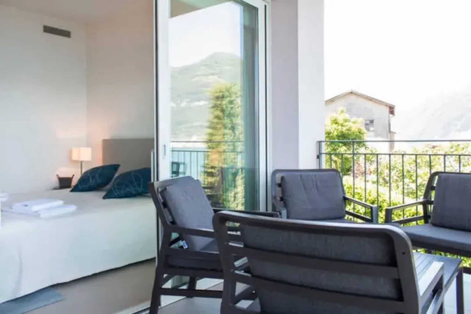 Bellagio Lake Resort