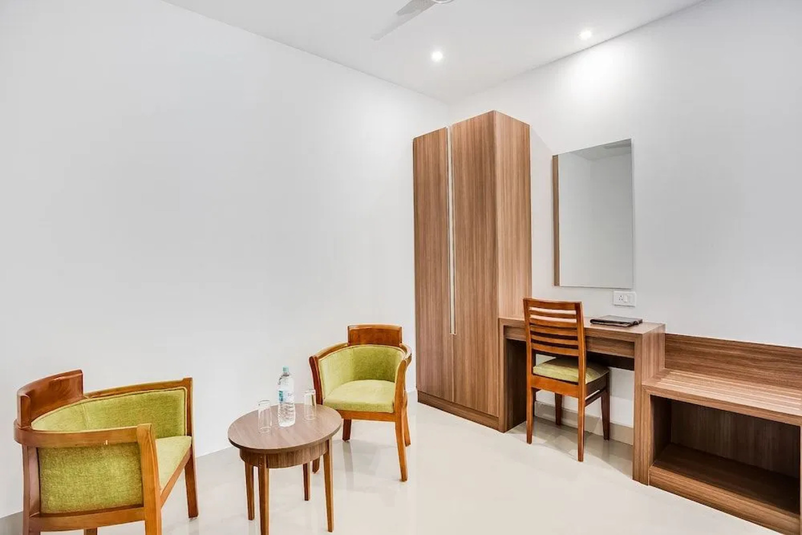 Capital O 60558 Hotel Midhuna International