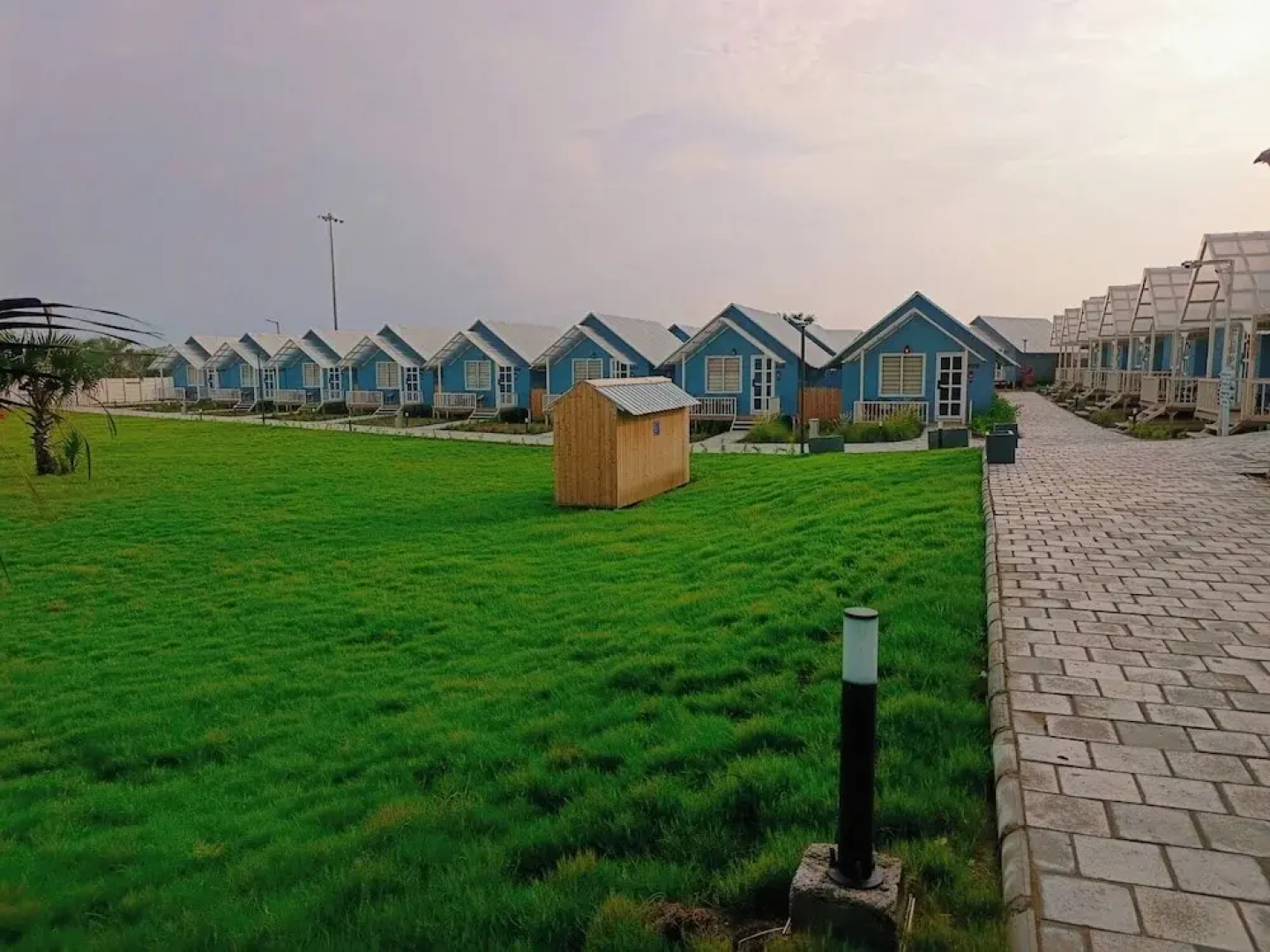 Praveg Beach Resort Nagoa Beach Diu