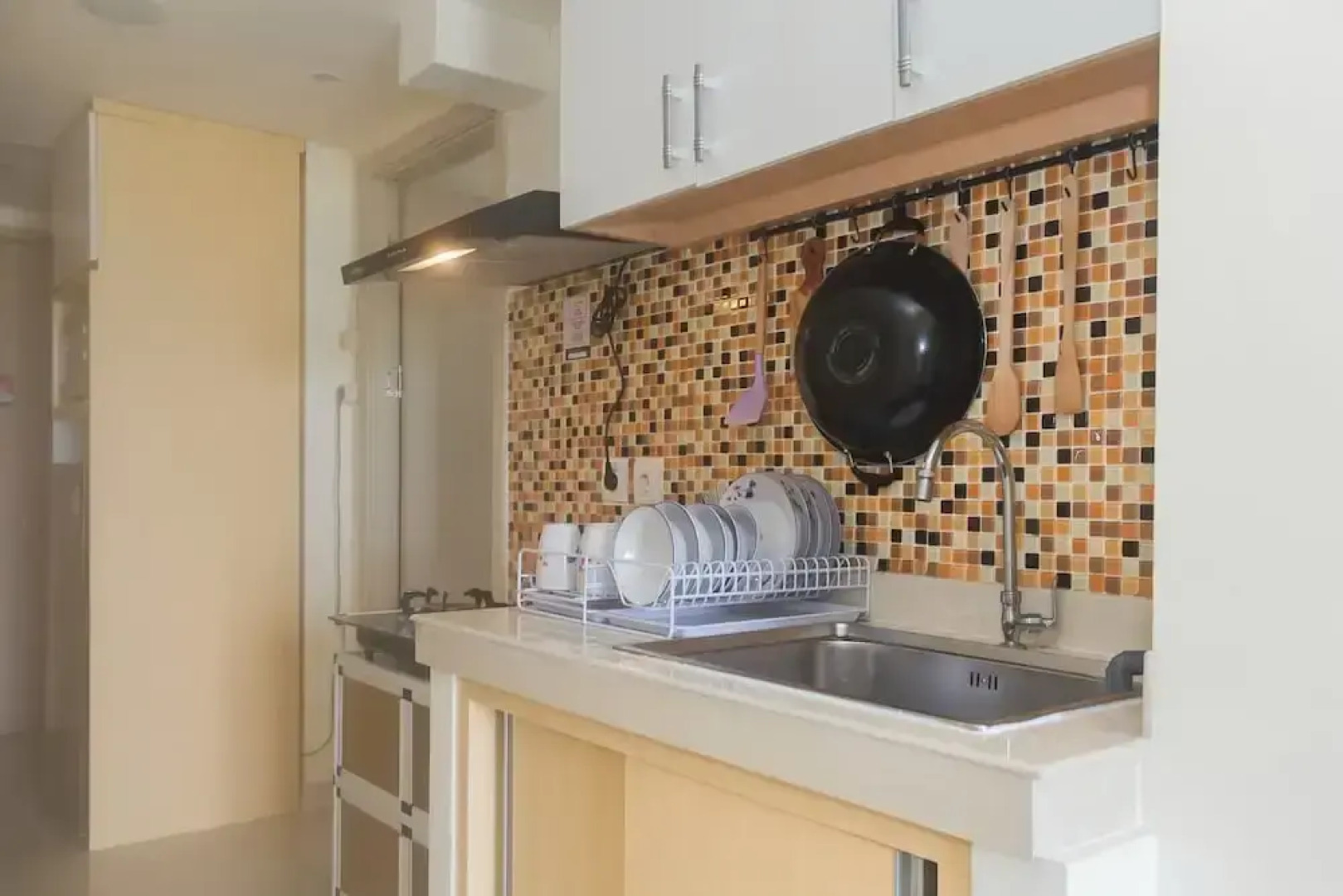 Comfort 2Br At Meikarta Apartment