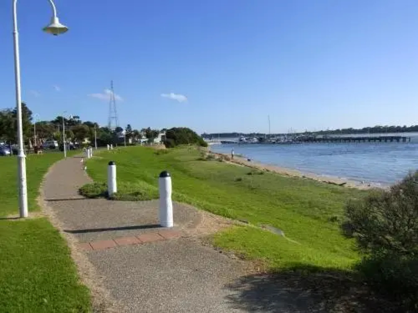 Black Dolphin Waterfront Apartment