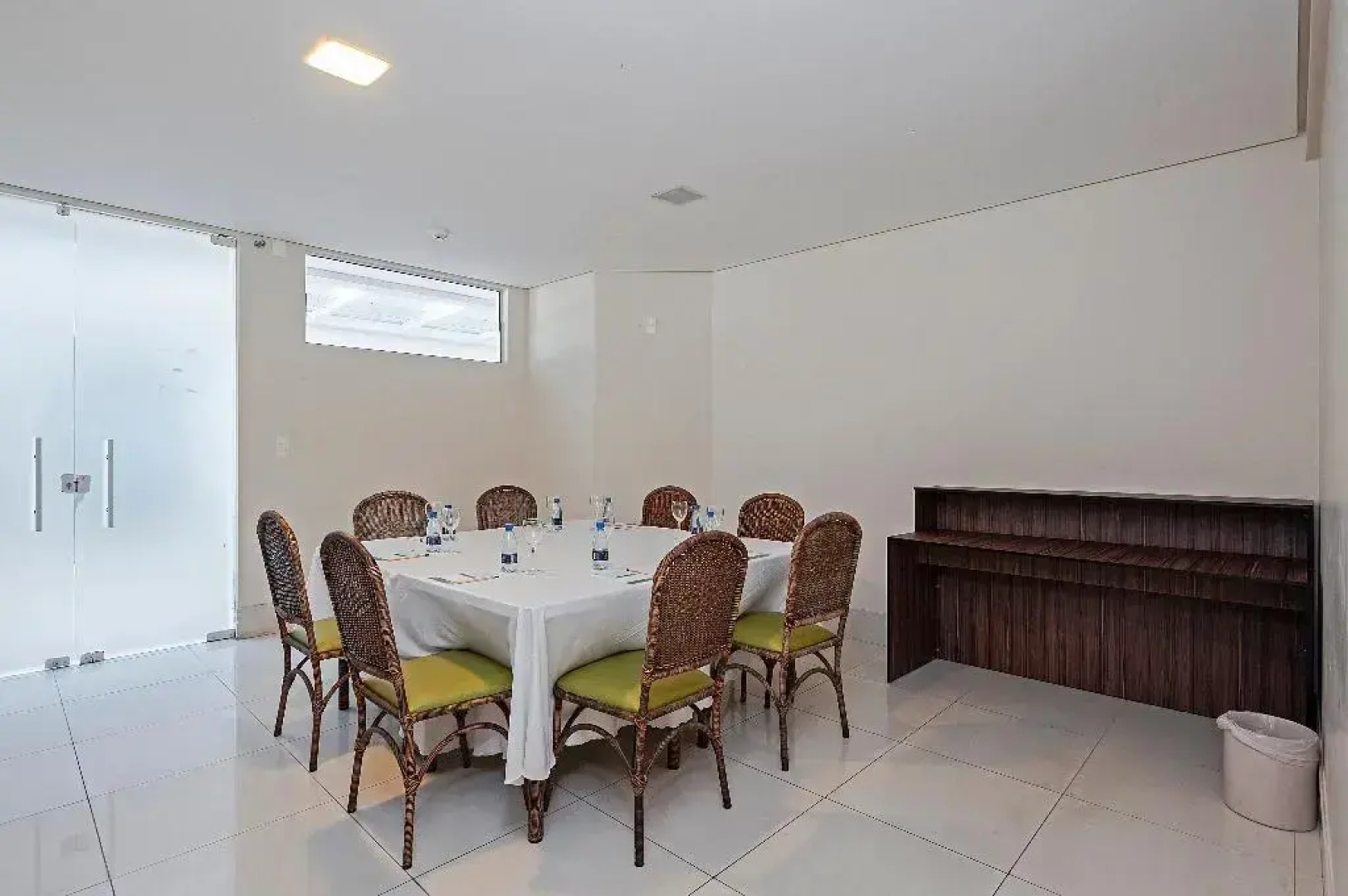 SLAVIERO  Ingleses Convention