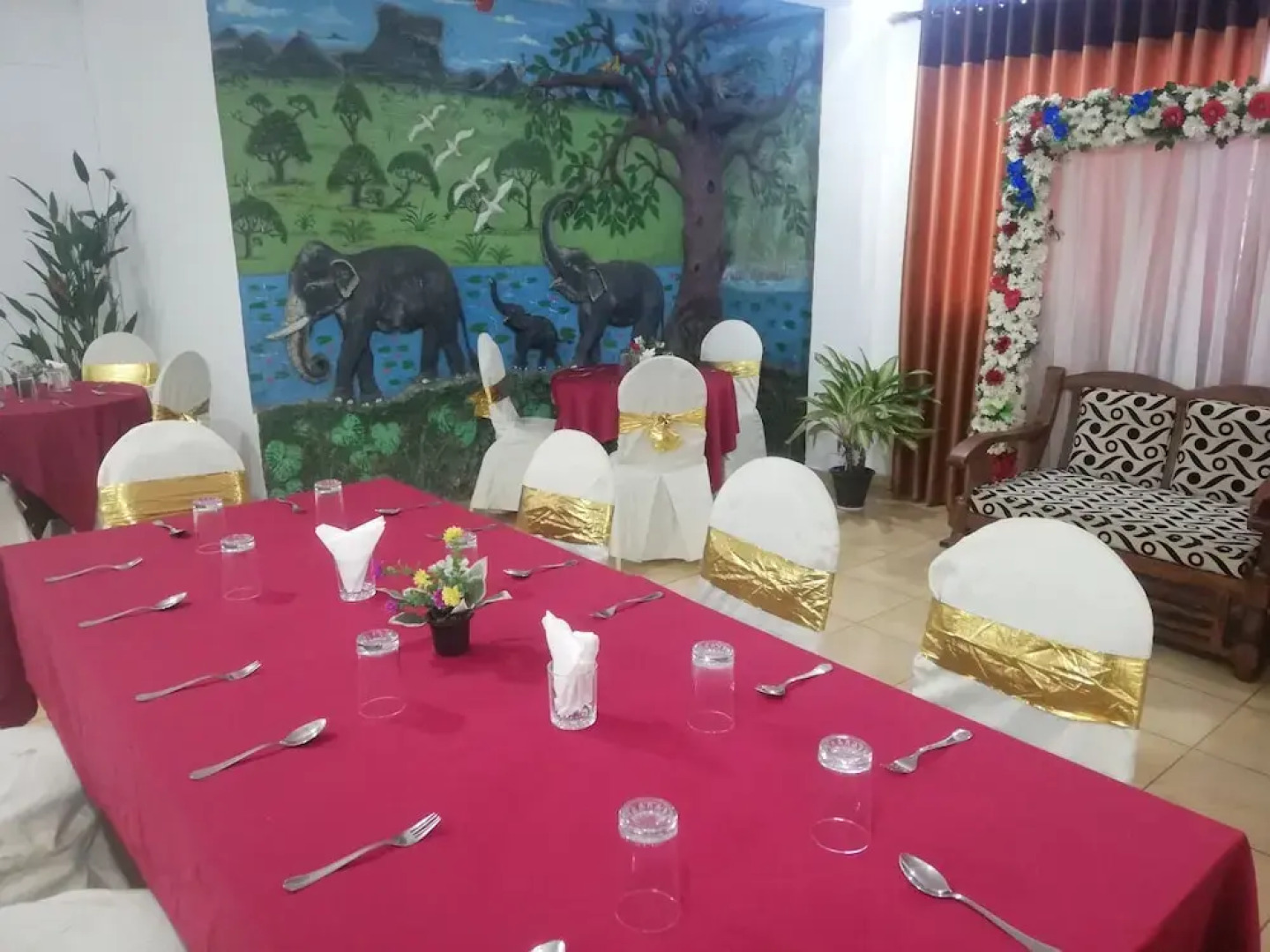 Hotel Elephant Lobby