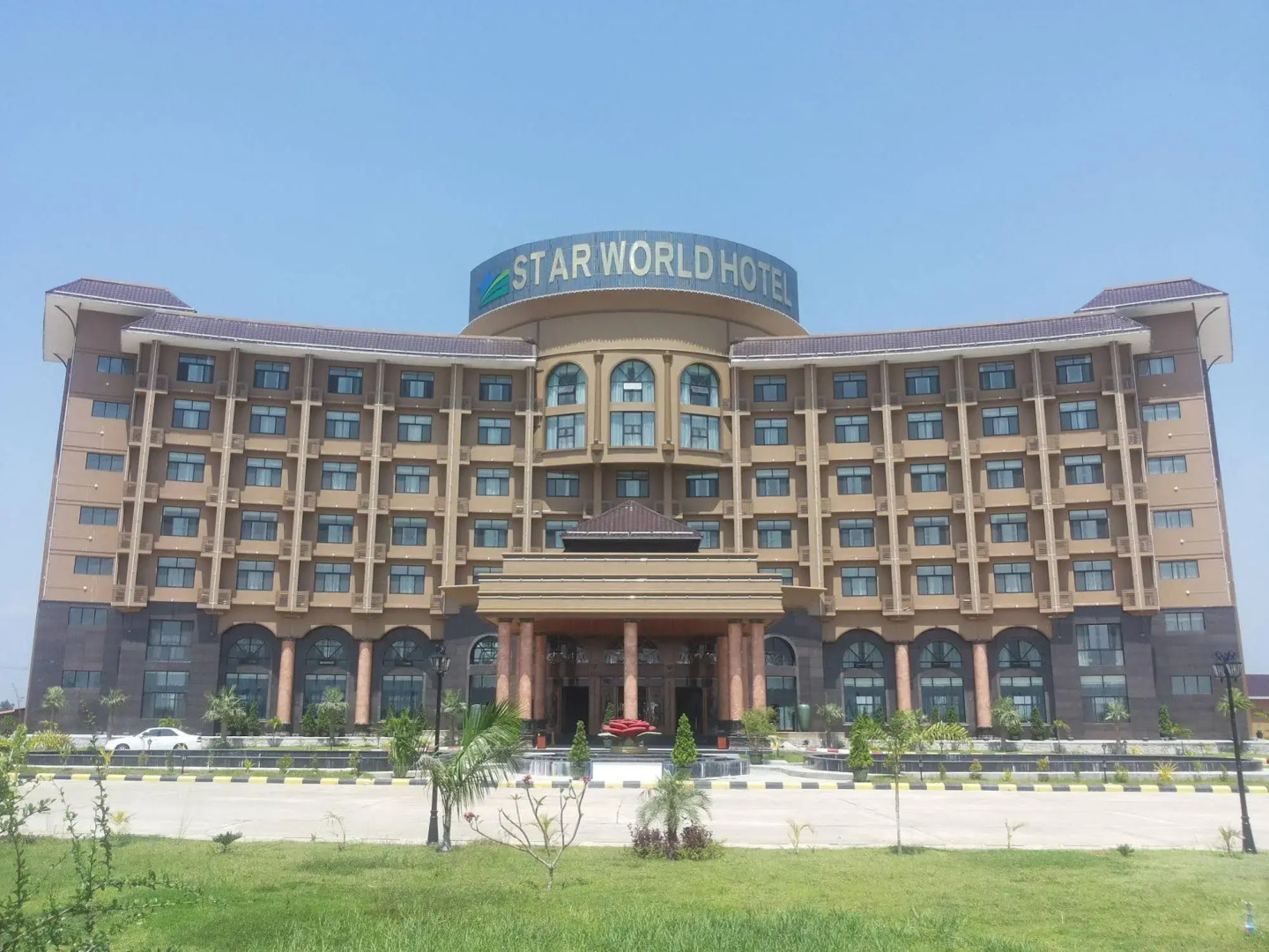 Star World Hotel
