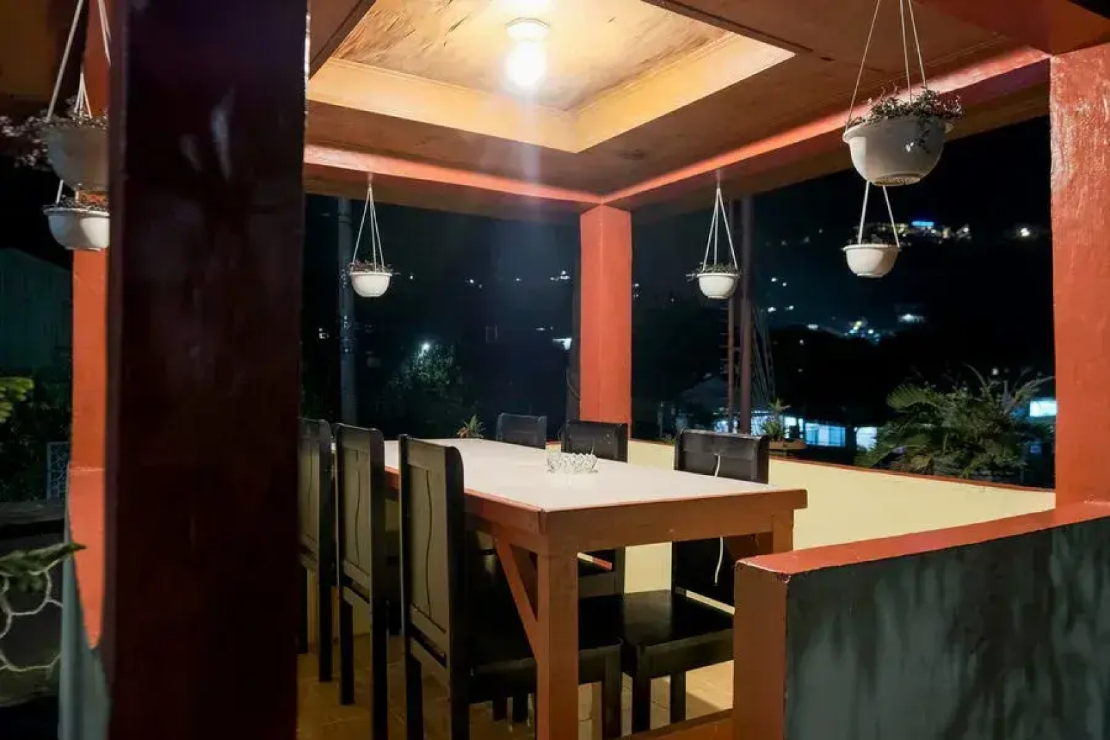 Hotel 78 Parapat Mitra RedDoorz