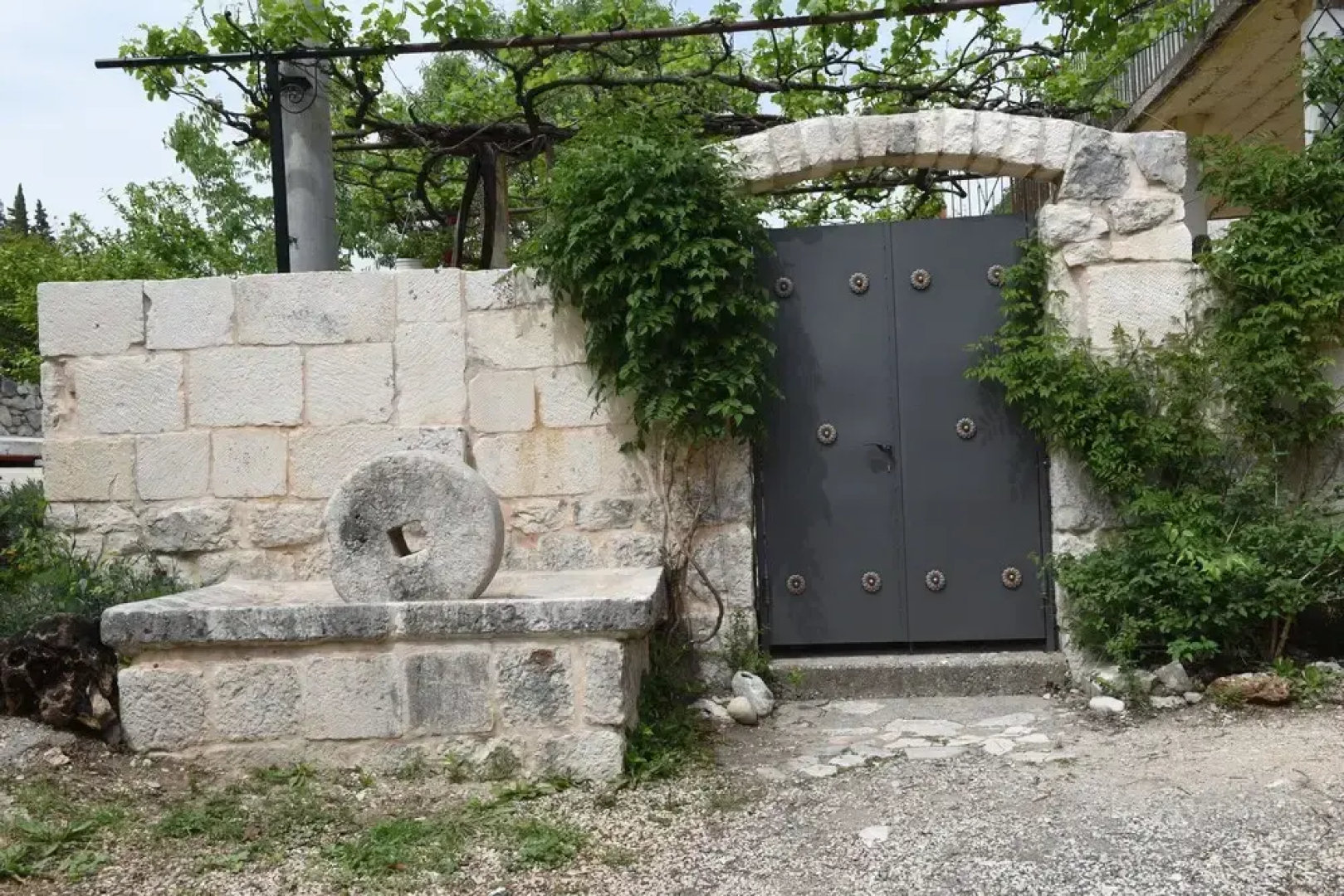 Dalmatian romantic traditional apartment