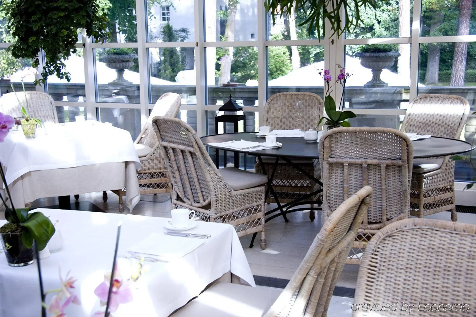 Schlosshotel Berlin By Patrick Hellmann