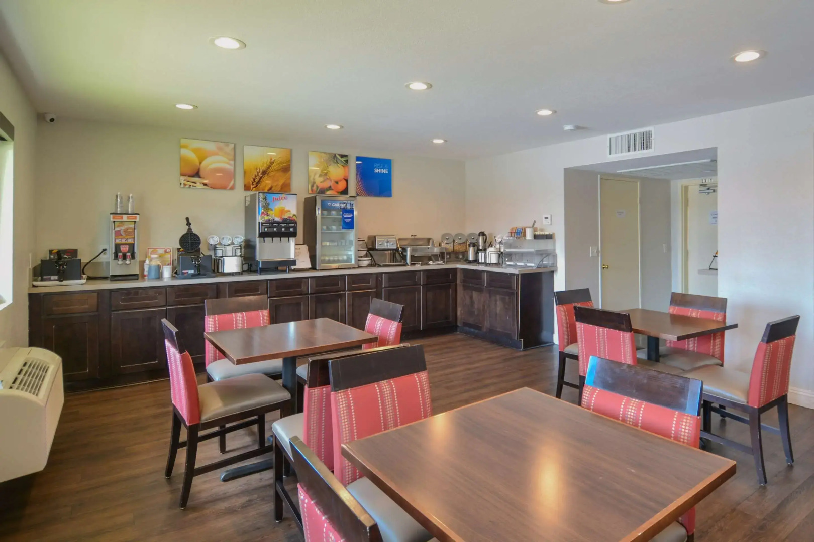 Comfort Inn & Suites Moreno Valley near March Air Reserve Base