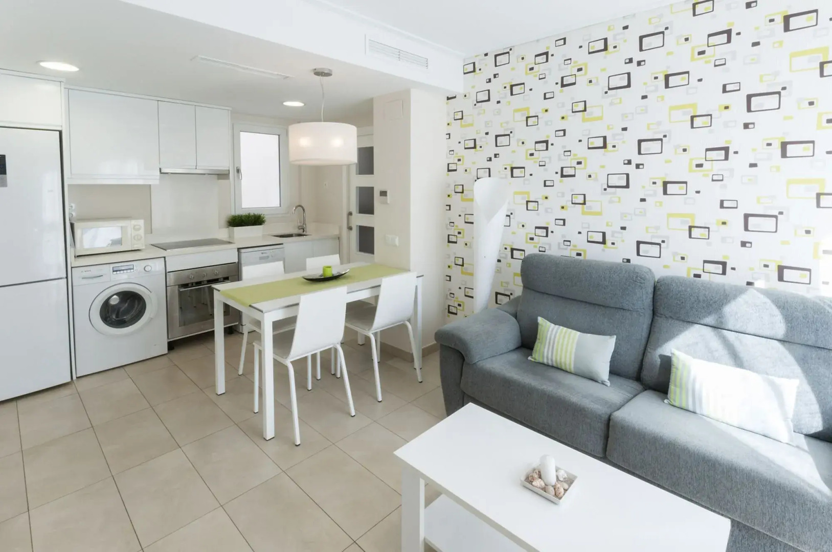 Beach & Port Apartments