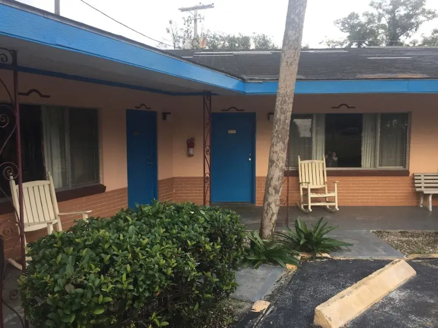 Cadillac Motel Fanning Springs