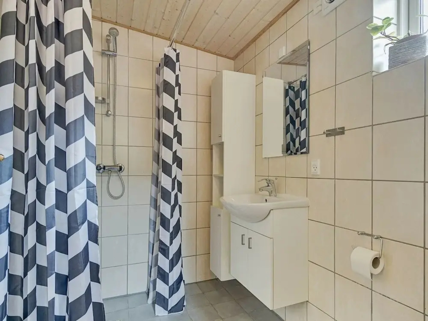 Idyllic Holiday Home in Gudhjem With Secluded Garden