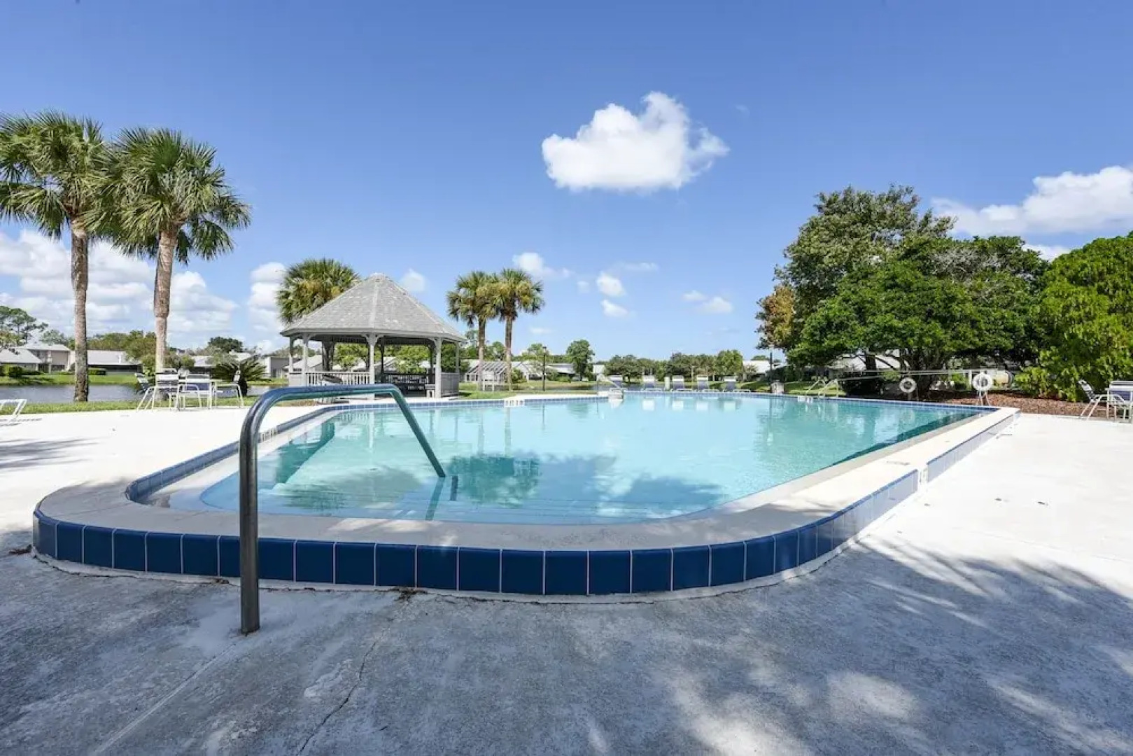 Latrium 2779 by Vtrips