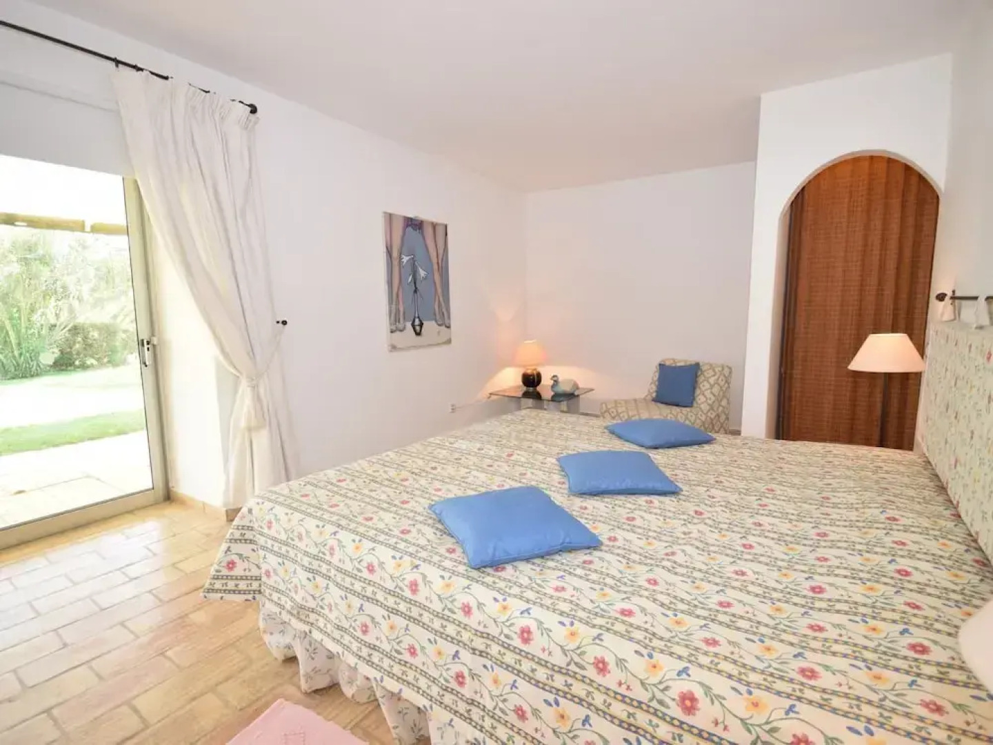 Coastal Retreat With Private Pool