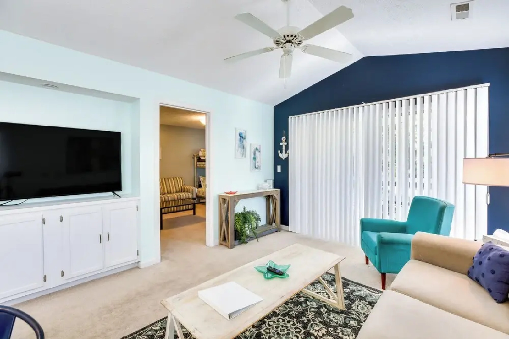 Community Perks & Golf Course Views: Longs Condo