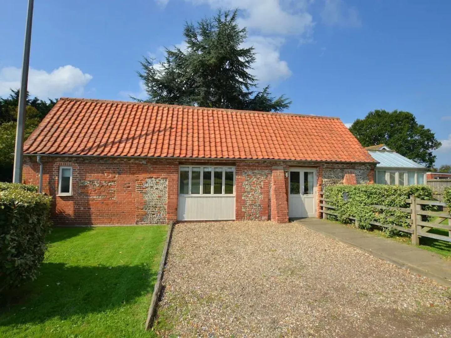 Traditional Holiday Home in Briston With Garden