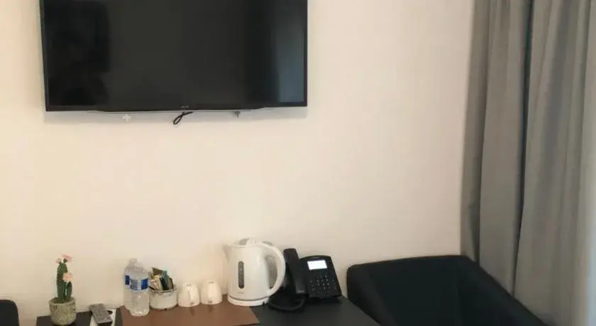 Hotel & Restaurant The Nest