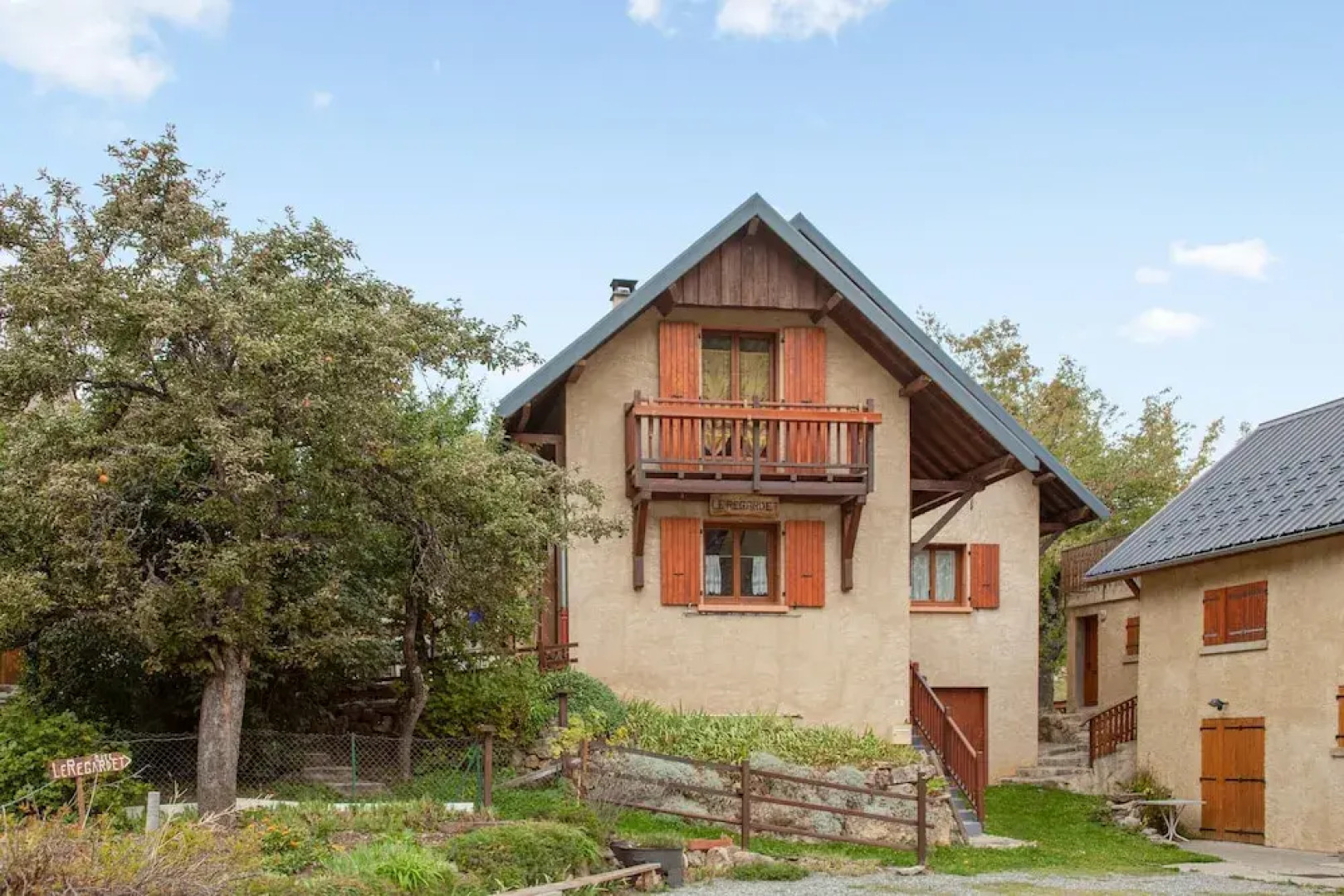 Studio in La Garde, With Wonderful Mountain View, Furnished Garden and Wifi - 8 km From the Slopes