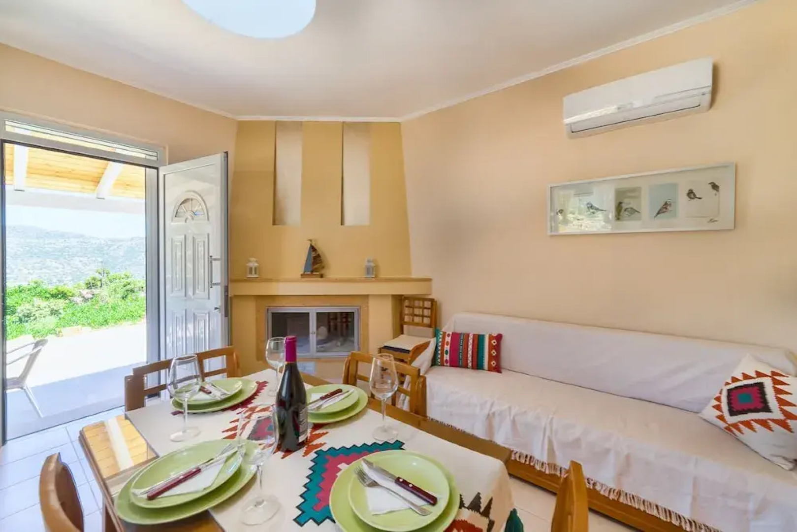 Giorgo's Home With sea View