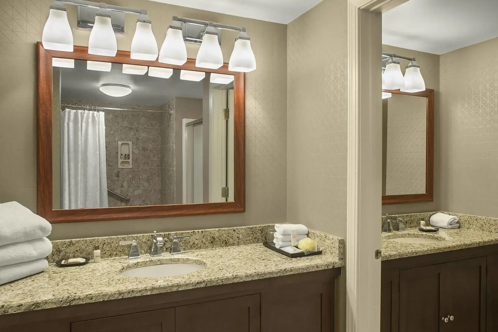 Sheraton Suites Akron Cuyahoga Falls