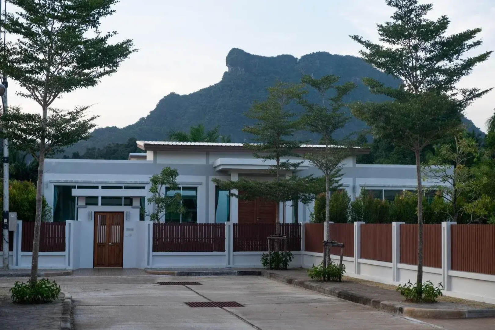 Bor Saen Pool Villa