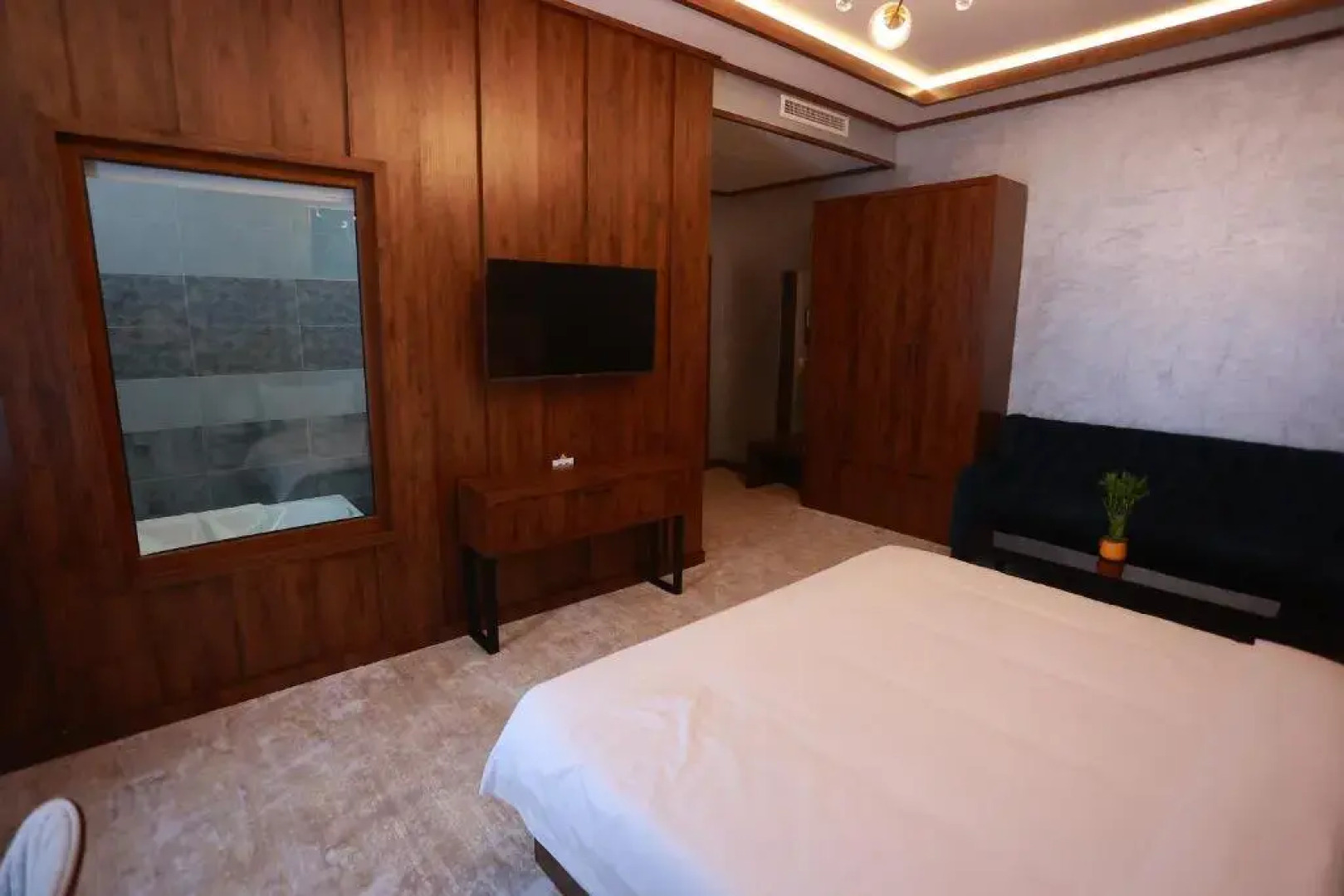 Regal Hotel by Grand