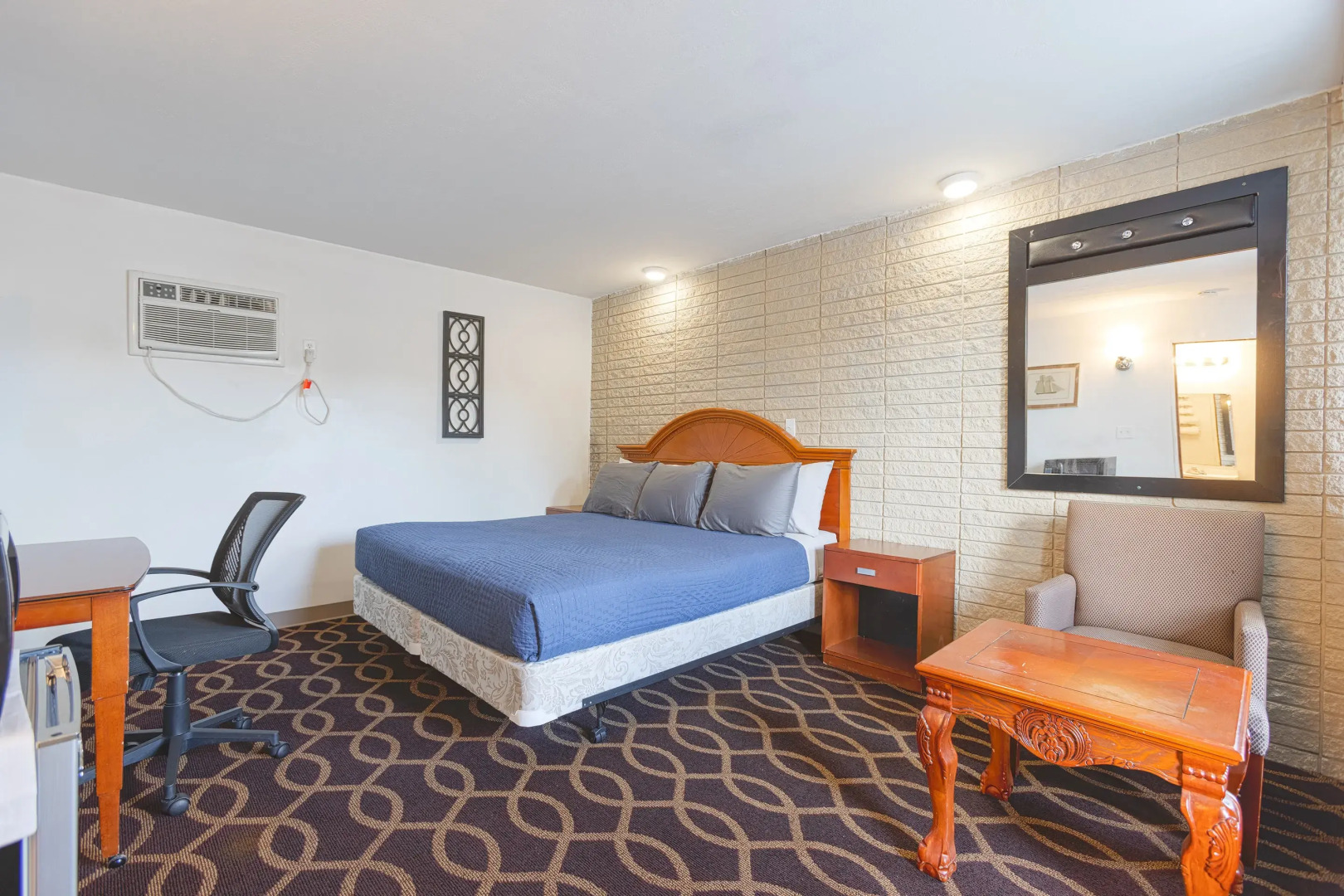 Sonrise Inn Lincoln Hwy By OYO