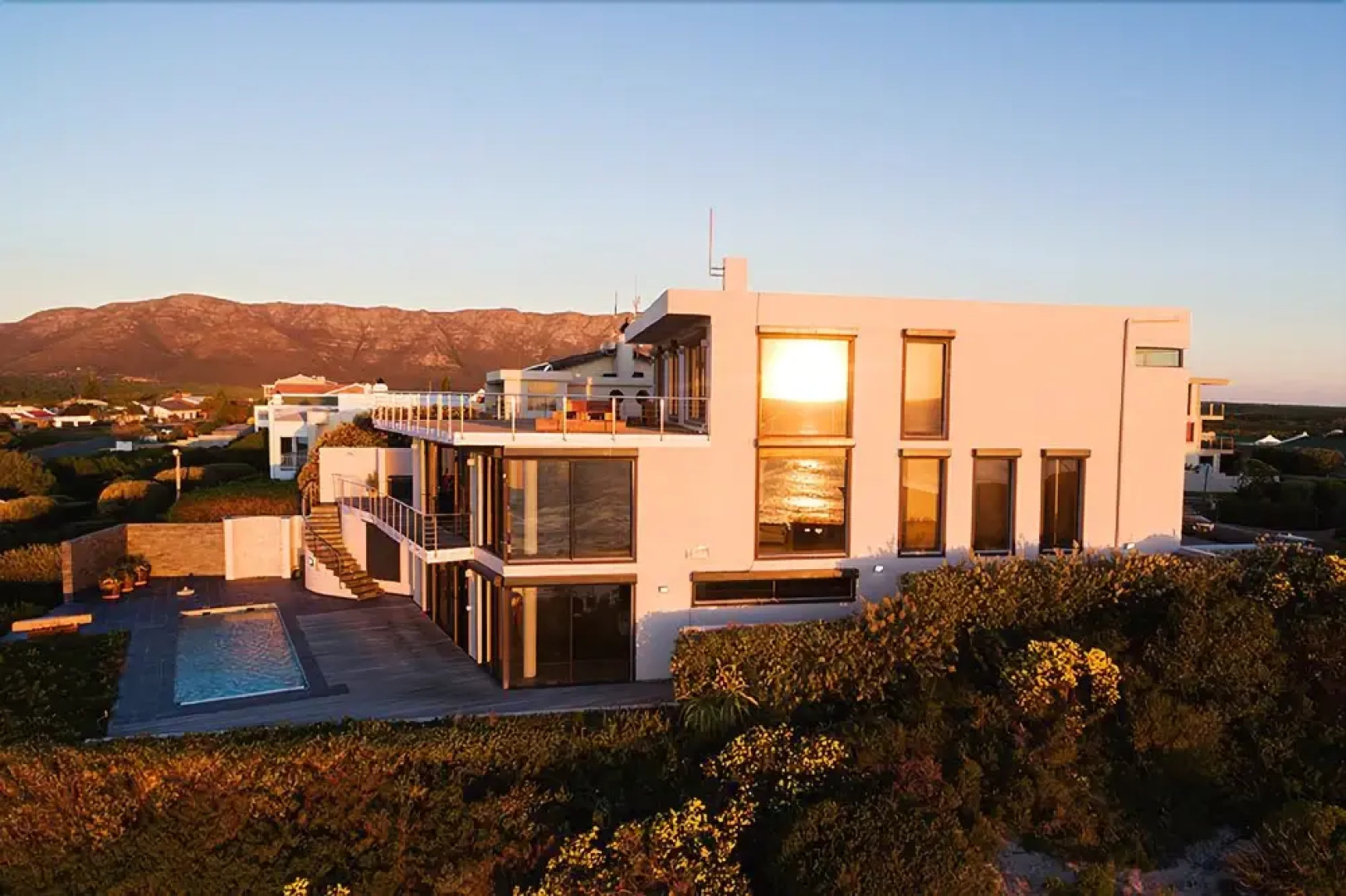 The Grand View Luxury Villa