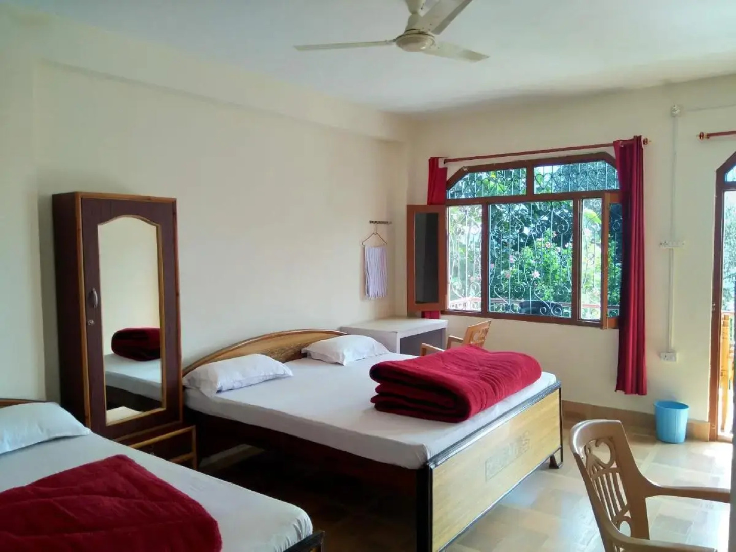 StayApart - Maa Anadmayee Guest House
