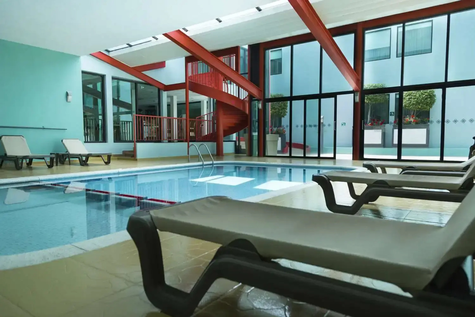 Excellence Express & Suites