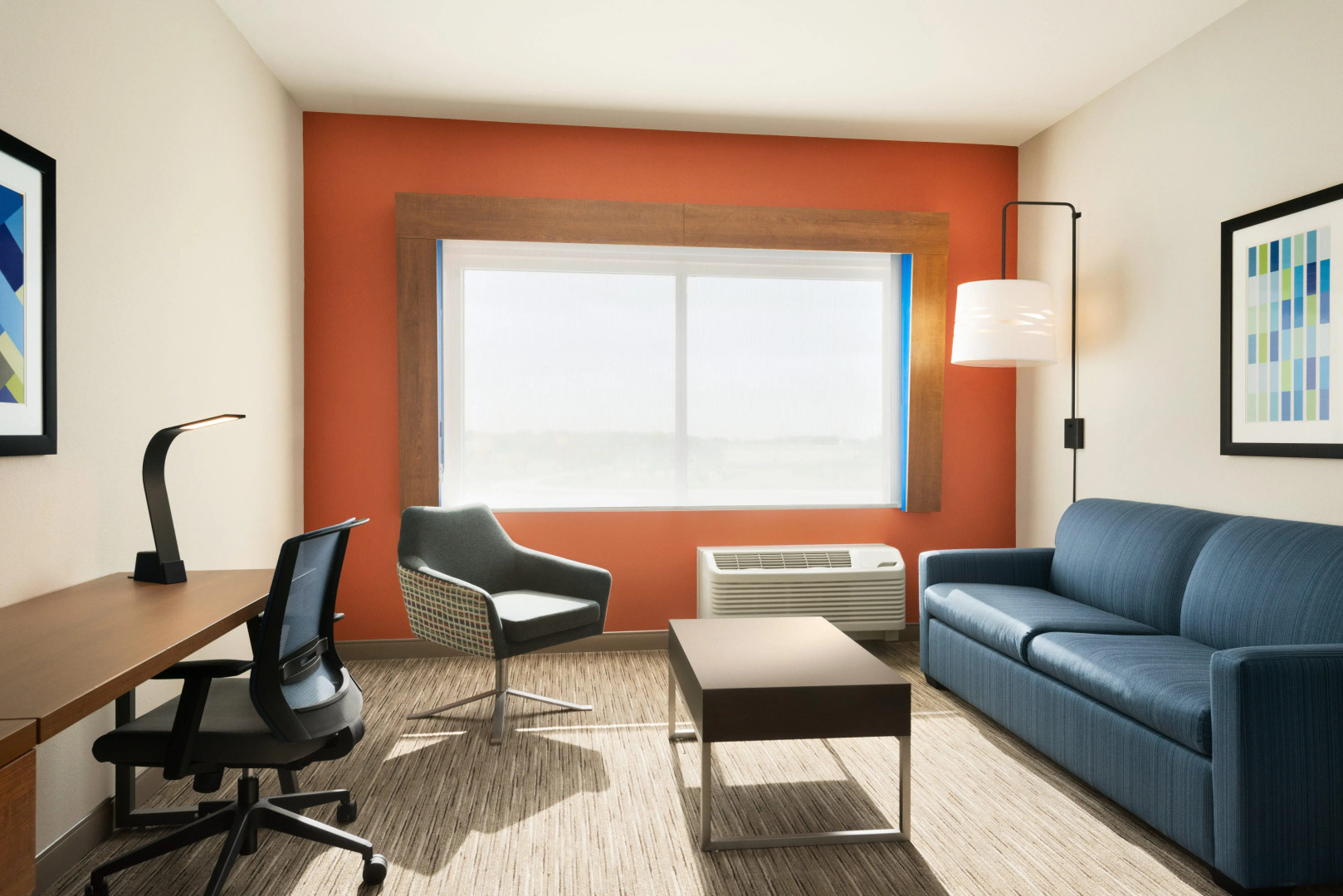 Holiday Inn Express & Suites Beaver Dam by IHG
