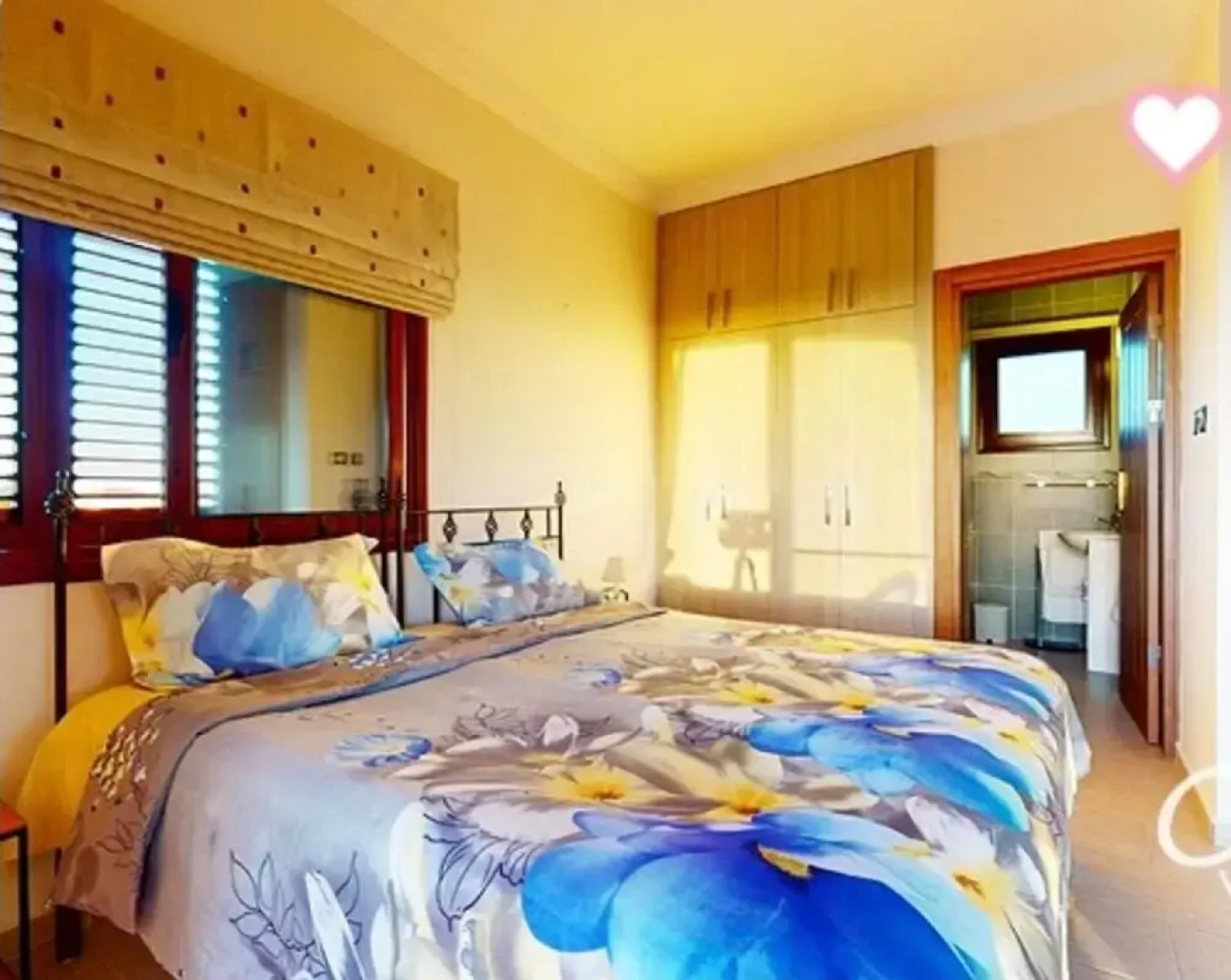 Marina Magic Sunset Villa-pool-parking-3br