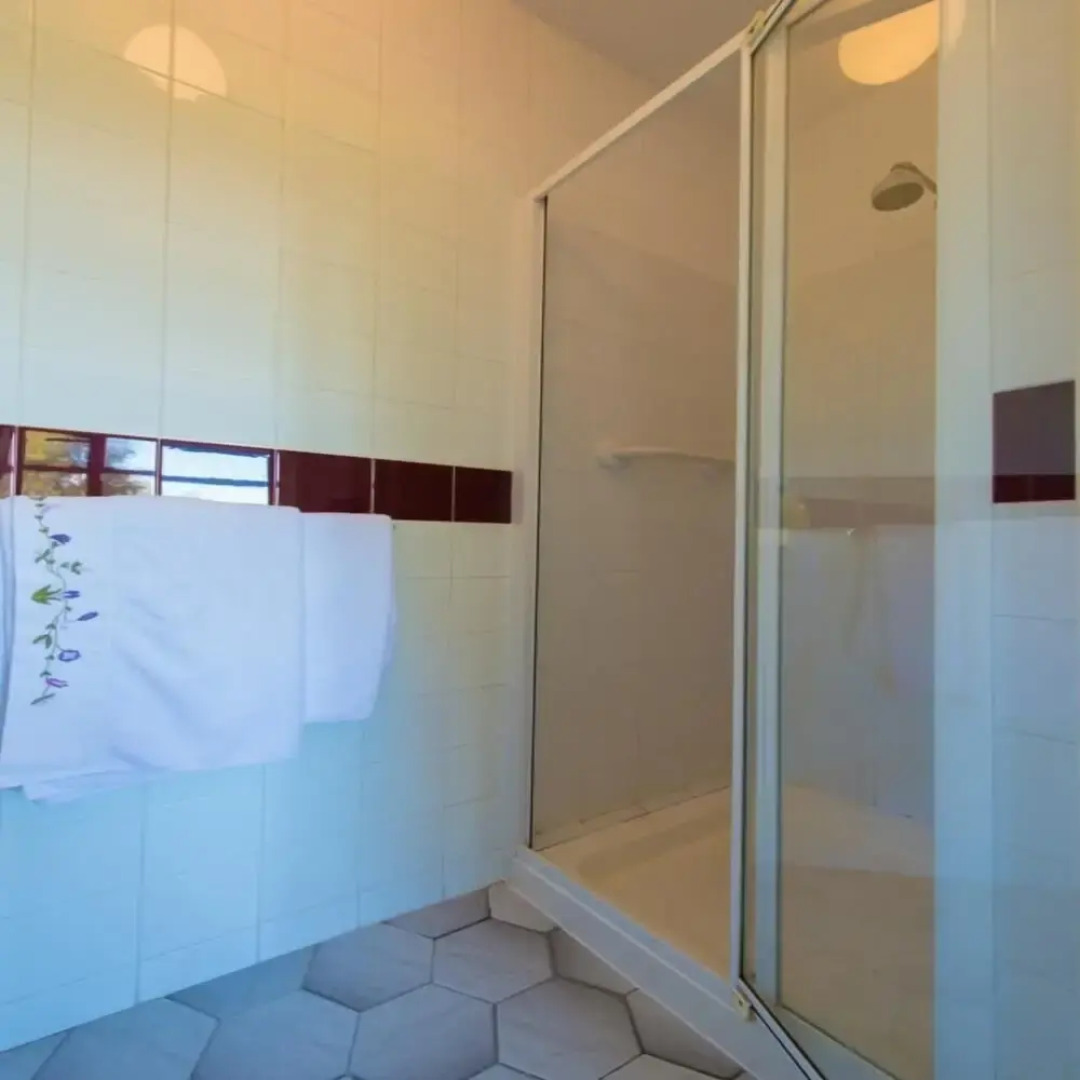 Aisleigh Guest House