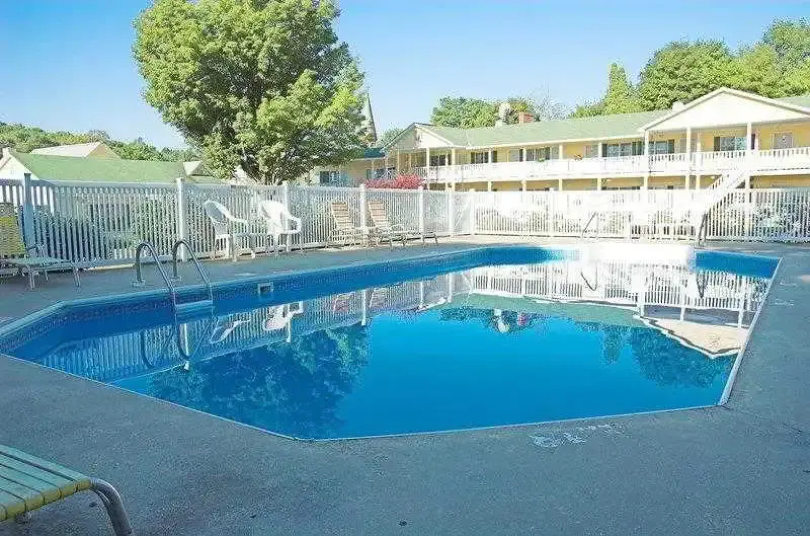 Best Western Ludlow Colonial Motel