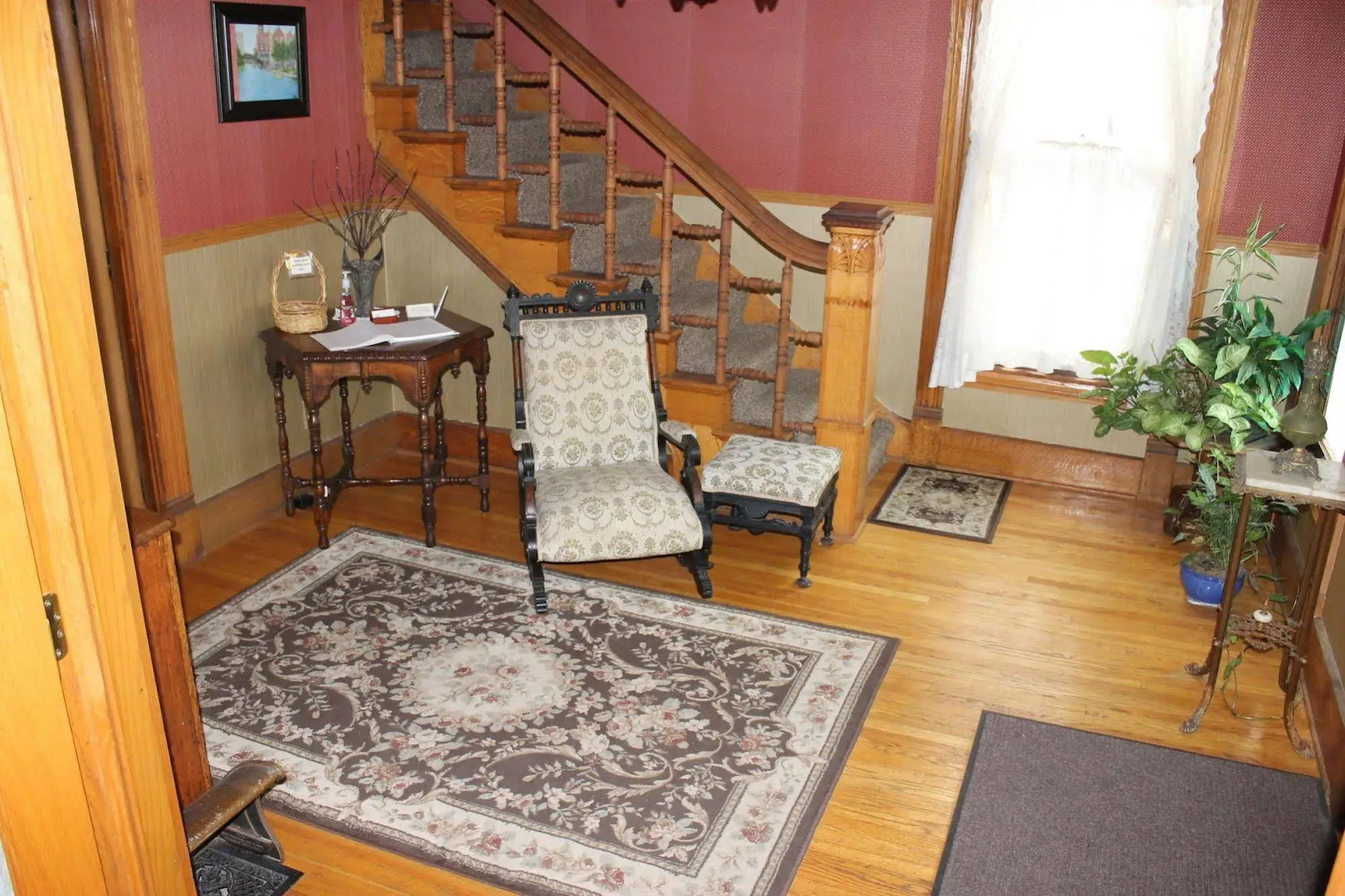 The Harney House Inn