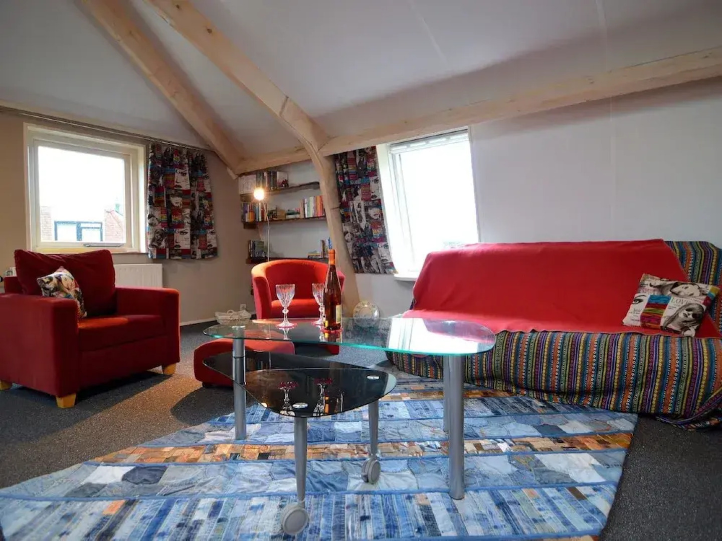 Modern Holiday Home in Easterlittens with Fishing Near