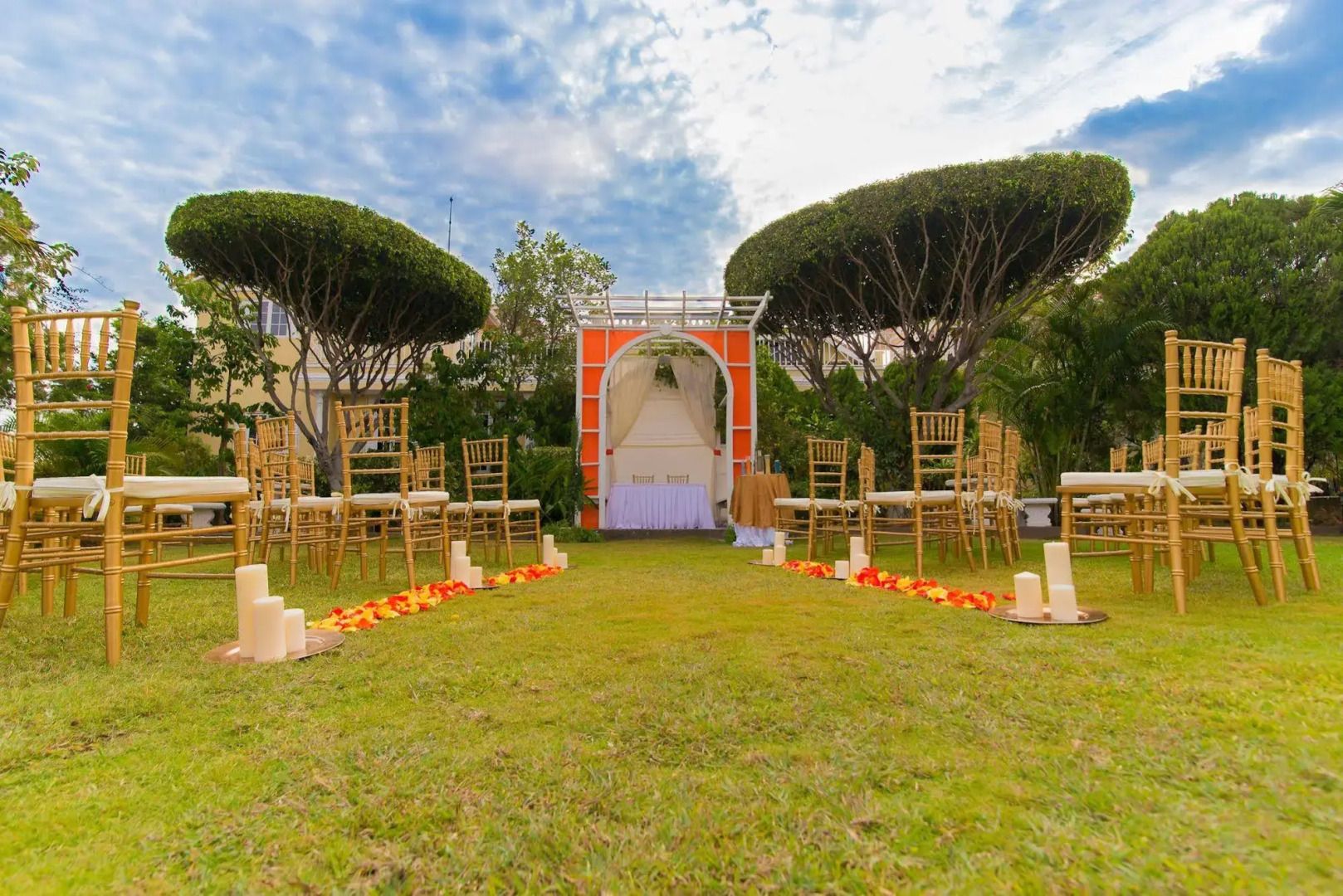 Eden Gardens Wellness Resort & Spa