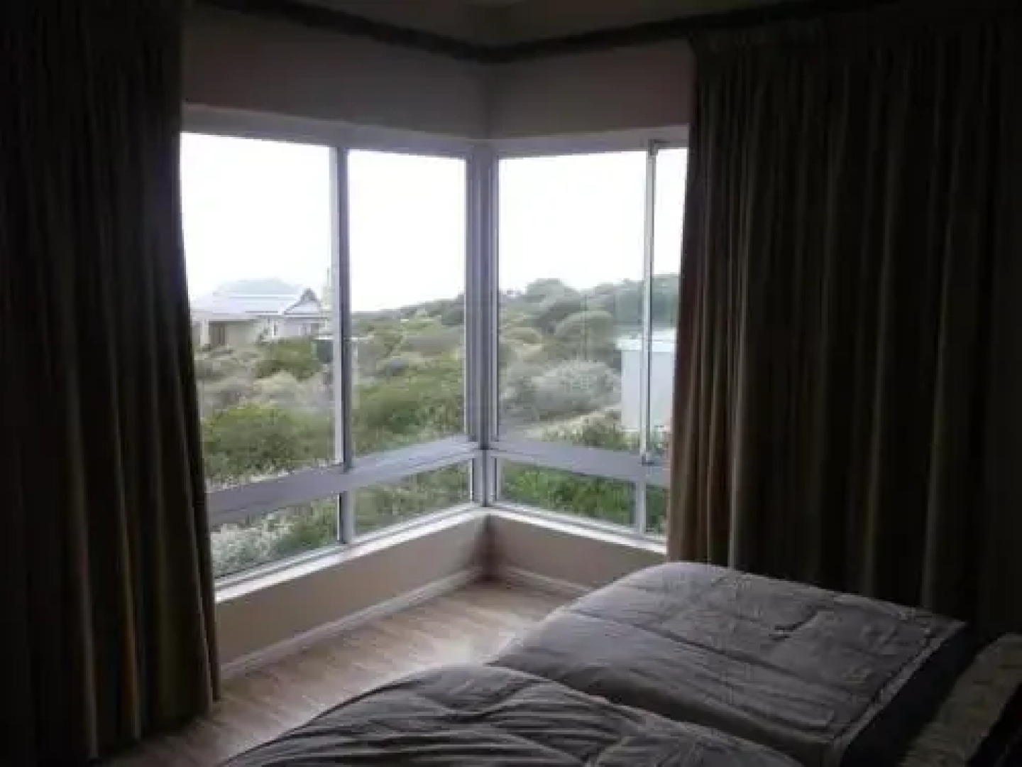 Luxurious house on Pinnacle Point Estate